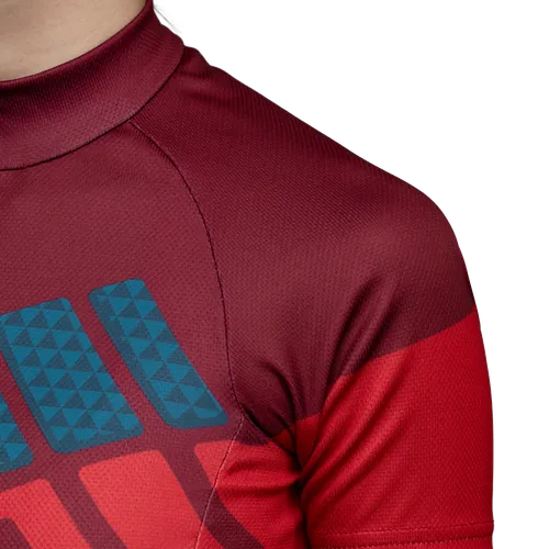 Raglan Sleeve