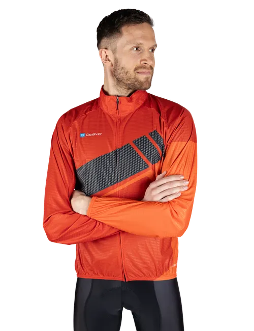 The model is 186 cm  and is wearing a size 7