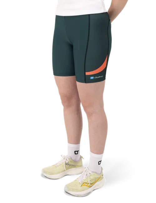 The model is 172 cm  and is wearing a size S3